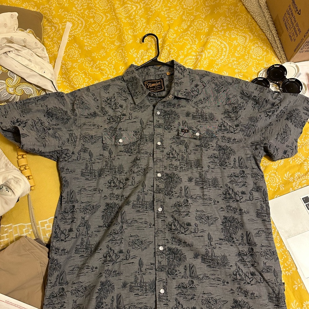 Like New Howler Brothers HBAR Snap Shirt size xl